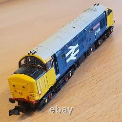 Graham Farish N Gauge Avro Vulcan XH558 Train Pack (370-375)