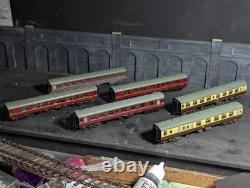 Graham Farish N Gauge BR MK1 Coaches BR Maroon and Chocolate & Cream x 6