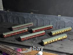 Graham Farish N Gauge BR MK1 Coaches BR Maroon and Chocolate & Cream x 6