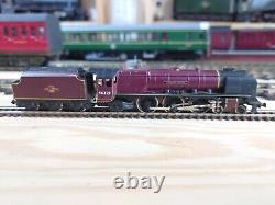 Graham Farish N Gauge, BR red Duchess Class, Duchess of Hamilton