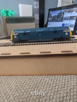 Graham Farish N Gauge Class 42 Warship Diesel BR Blue'KELLY' D827