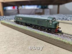 Graham Farish N Gauge Class 46 D163'Leic & Derby Yeomanry' BR Green 371-585