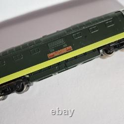 Graham Farish N Gauge D9021 Argyll & Sutherland Highlander Green Train