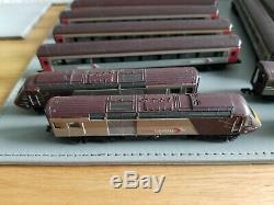 Graham Farish N Gauge HST X Country X 2 + Extra