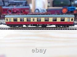 Graham Farish N Gauge, MK1 Crimson & Cream Coaches