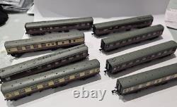 Graham Farish N Gauge Mk1 Coaches Maroon Blood Custard