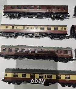 Graham Farish N Gauge Mk1 Coaches Maroon Blood Custard