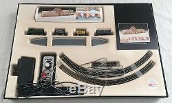 Graham Farish N-Gauge Starter Train Set Size 2, No. 8550 Class 5700 Freight Set