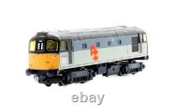 Graham Farish N Railfreight Class 33 205 Diesel Loco With Pair Of Tank Wagons