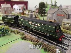 Graham Farish OO GAUGE Merchant Navy Class Green Golden Arrow Belgian Marine