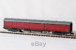 Graham Farish and Dapol (N Gauge Society) Limited edition coaches