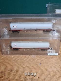 Graham Farish by Bachmann N Gauge The Sapper And Tankers