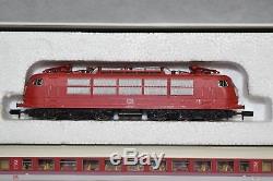 Minitrix DB Era V Intercity Train Set with Oval of Track & Transformer No. 11425
