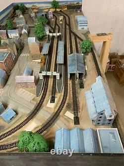 Model railway n gauge layouts