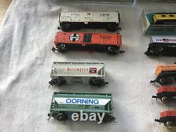 N GAUGE LARGE LOT OF 20x VARIOUS CONTINENTAL ROLLING STOCK SOME CASED ETC