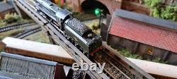 N Gauge BR Standard Class 5 Green Late Crest DCC SOUND Locomotive and tender