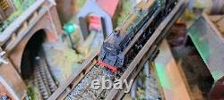 N Gauge BR Standard Class 5 Green Late Crest DCC SOUND Locomotive and tender