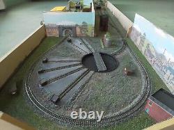 N Gauge Model Railway Layout 96x22 Inches suit Farish Metcalfe Folds Down to 4x2