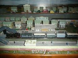 N Gauge Model Railway Layout With Graham Farish Train, Wagons And Controller