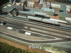 N Graham Farish Model Train Layout