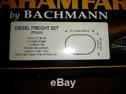 N gauge Graham Farish / Bachmann Diesel Freight Set 370-200 Tamworth Castle