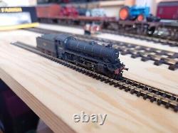 N gauge, Graham Farish, Class B1, Late crest, Weathered