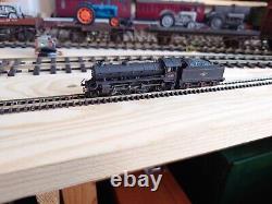 N gauge, Graham Farish, Class B1, Late crest, Weathered