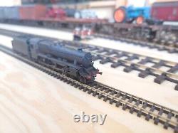 N gauge locomotive, Graham Farish, BR Black 5, Weathered