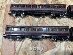 Peco / Graham Farish N Gauge Passenger Coaches LMS