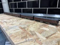 Peco / Graham Farish N Gauge Passenger Coaches LMS