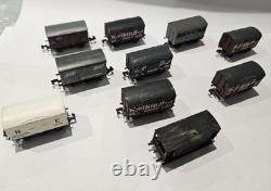 Rake of Graham Farish Peco N Gauge LMS Box Vans