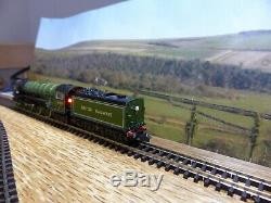 Superb Farish Tornado Active Braking N Gauge Sound Fire Flicker Crew Lamps